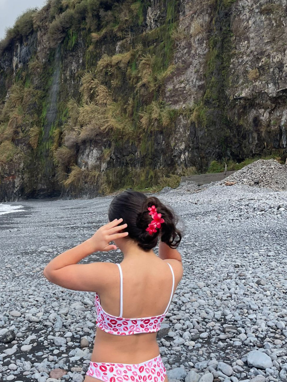 Mola de cabelo vermelha